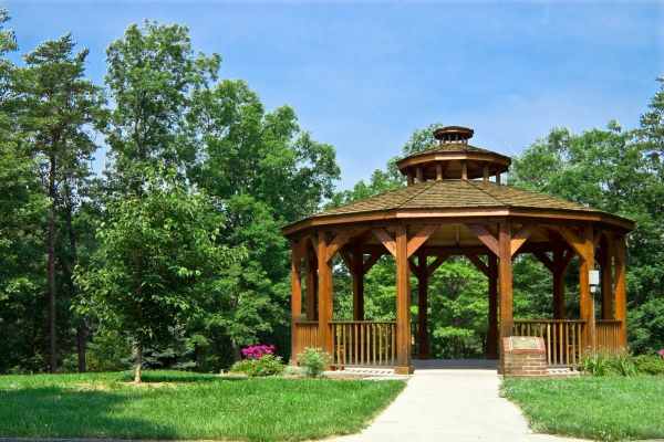 Lincoln Outdoor Structure Service