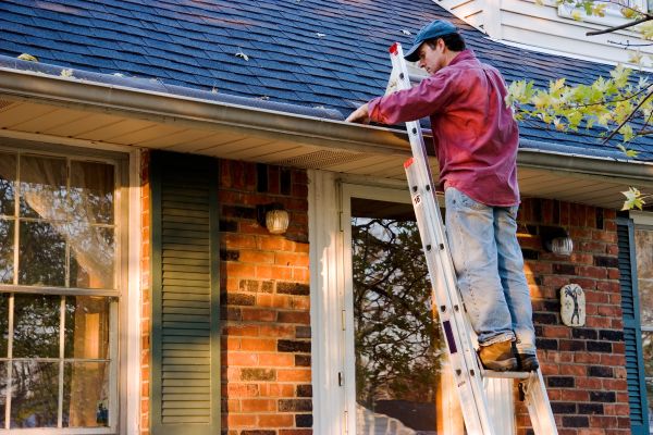 Lincoln Gutter Covers Service