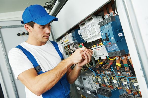 Lincoln Electrical Service