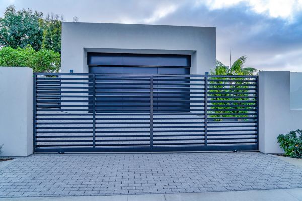 Lincoln Driveway Gate Service