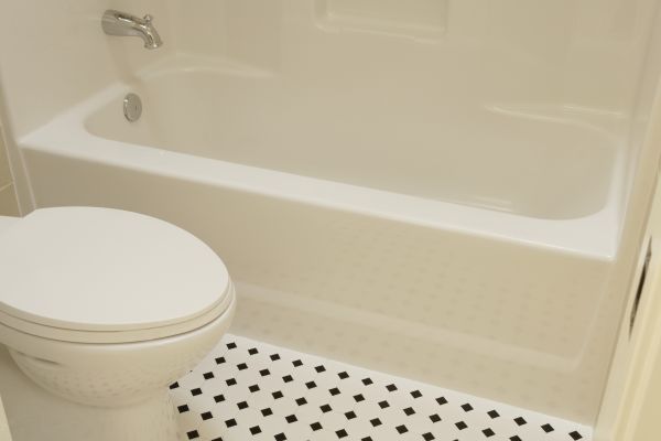 Lincoln Bathtub Refinishing